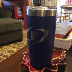 Meet your Posher, Alesia